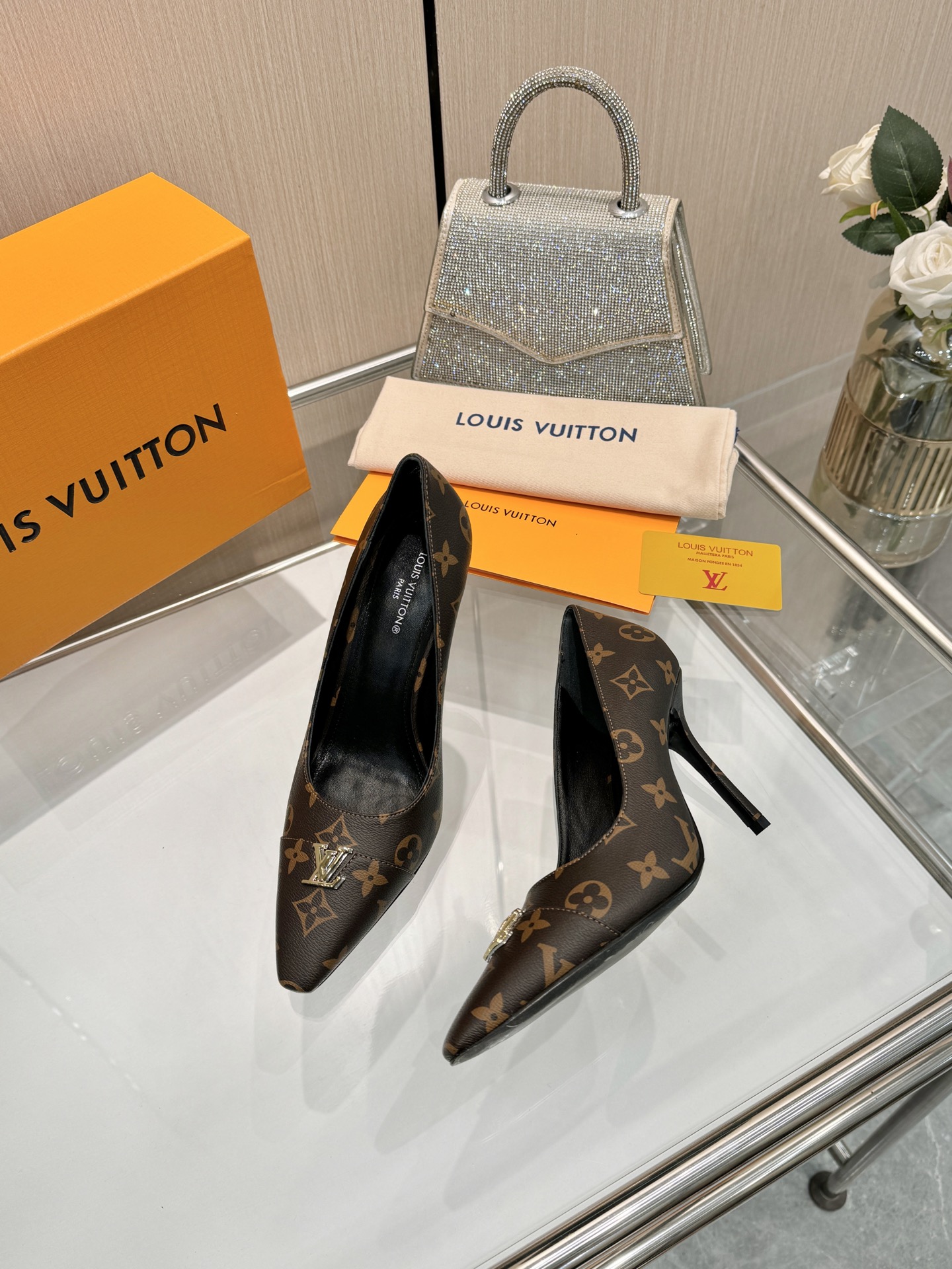 Women's high heels